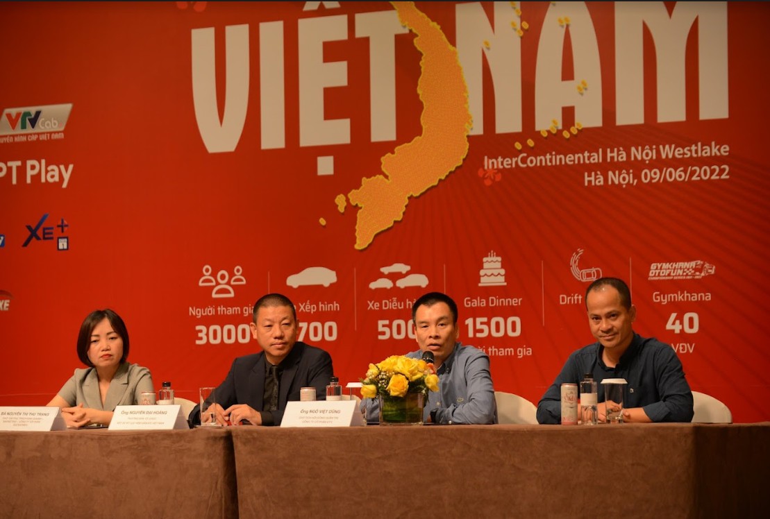 Gặp gỡ báo chí công bố chương trình xếp xe kỷ lục hình bản đồ Việt Nam Gặp gỡ báo chí công bố chương trình xếp xe kỷ lục hình bản đồ Việt Nam