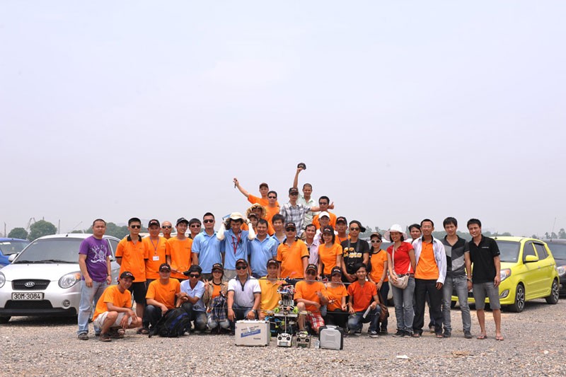Nhìn lại hai màn xếp xe kỷ lục Otofun từng thực hiện vào năm 2011 và 2016 Nhìn lại hai màn xếp xe kỷ lục Otofun từng thực hiện vào năm 2011 và 2016