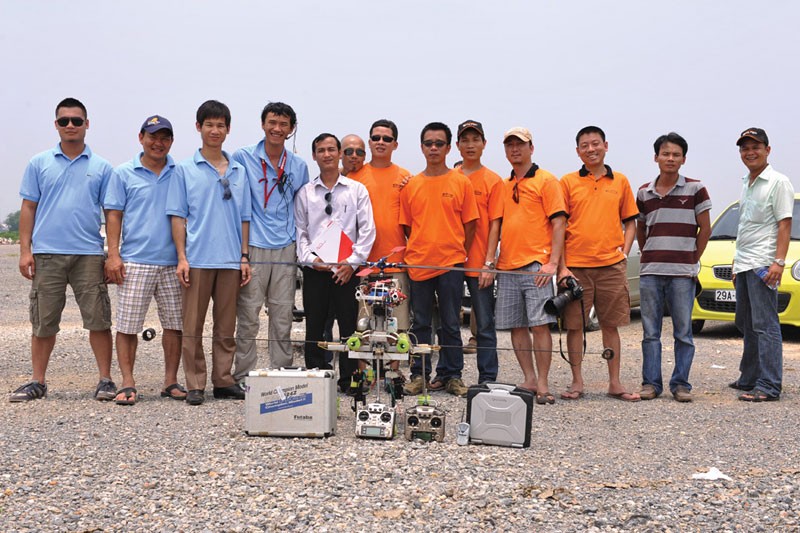 Nhìn lại hai màn xếp xe kỷ lục Otofun từng thực hiện vào năm 2011 và 2016 Nhìn lại hai màn xếp xe kỷ lục Otofun từng thực hiện vào năm 2011 và 2016