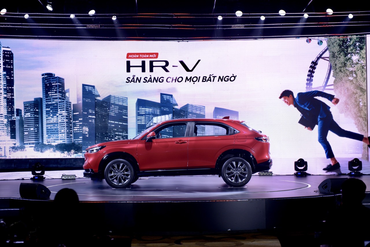 Honda HR-V 2022 giá từ 826 triệu đồng Honda HR-V 2022 giá từ 826 triệu đồng