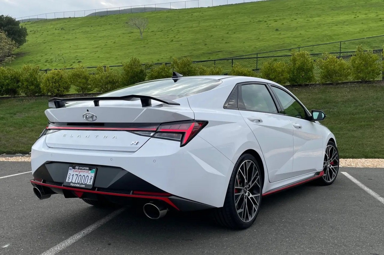 Hyundai Elantra N 2023 có mặt tại Việt Nam, quyết cạnh tranh với Civic type R Hyundai Elantra N 2023 có mặt tại Việt Nam, quyết cạnh tranh với Civic type R
