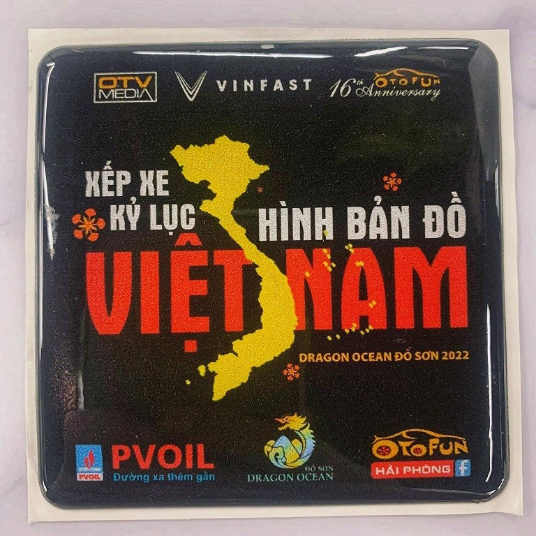 Cận cảnh logo sự kiện Xếp xe kỷ lục hình bản đồ Việt Nam Cận cảnh logo sự kiện Xếp xe kỷ lục hình bản đồ Việt Nam