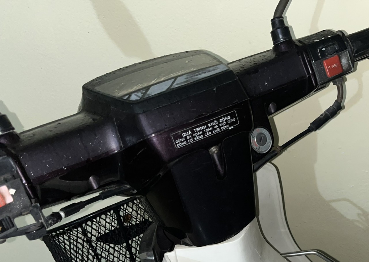 Chủ Honda Super Dream 22 năm tuổi: 'Tôi với xe như hai người bạn tri kỷ' Chủ Honda Super Dream 22 năm tuổi: 'Tôi với xe như hai người bạn tri kỷ'