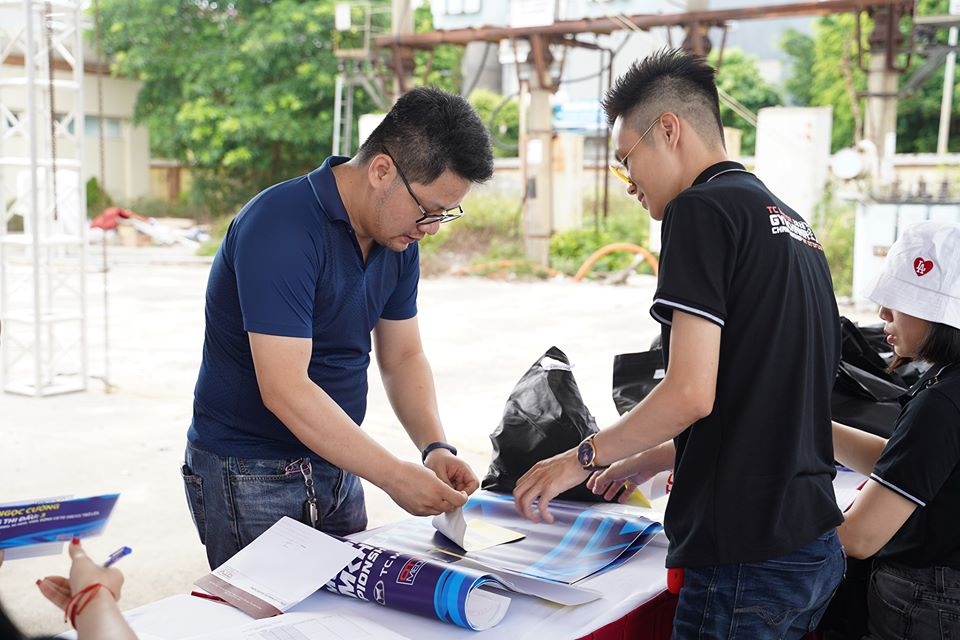 tc motor gymkhana championship by otofun cac vdv tich cuc tap luyen truoc vong phan hang