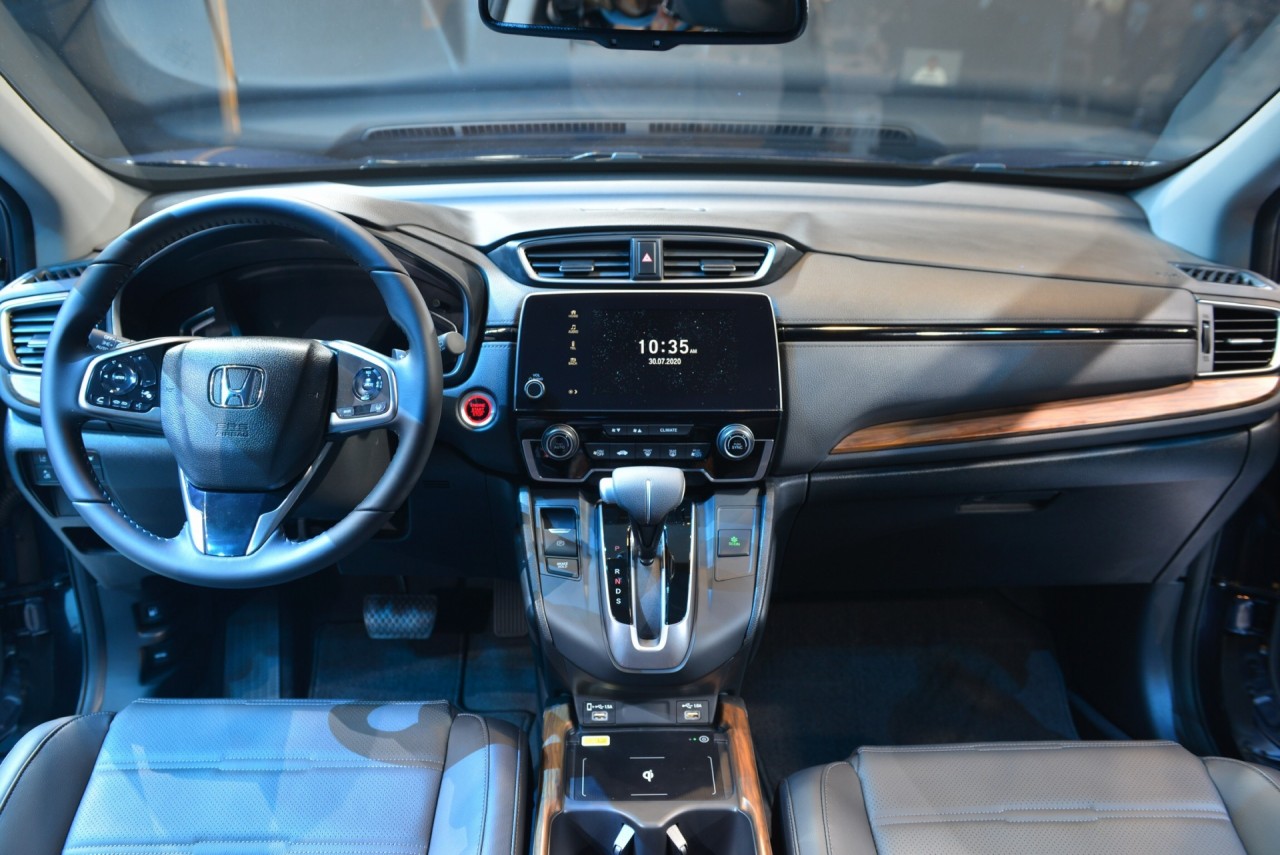 Honda CR-V 2020 giảm giá 70 triệu trong tháng 10 honda cr v 2020 giam gia 70 trieu trong thang 10