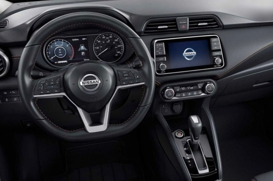 Nissan Almera 2021 lộ ảnh đầu tiên tại Việt Nam Nissan Almera 2021 lộ ảnh đầu tiên tại Việt Nam