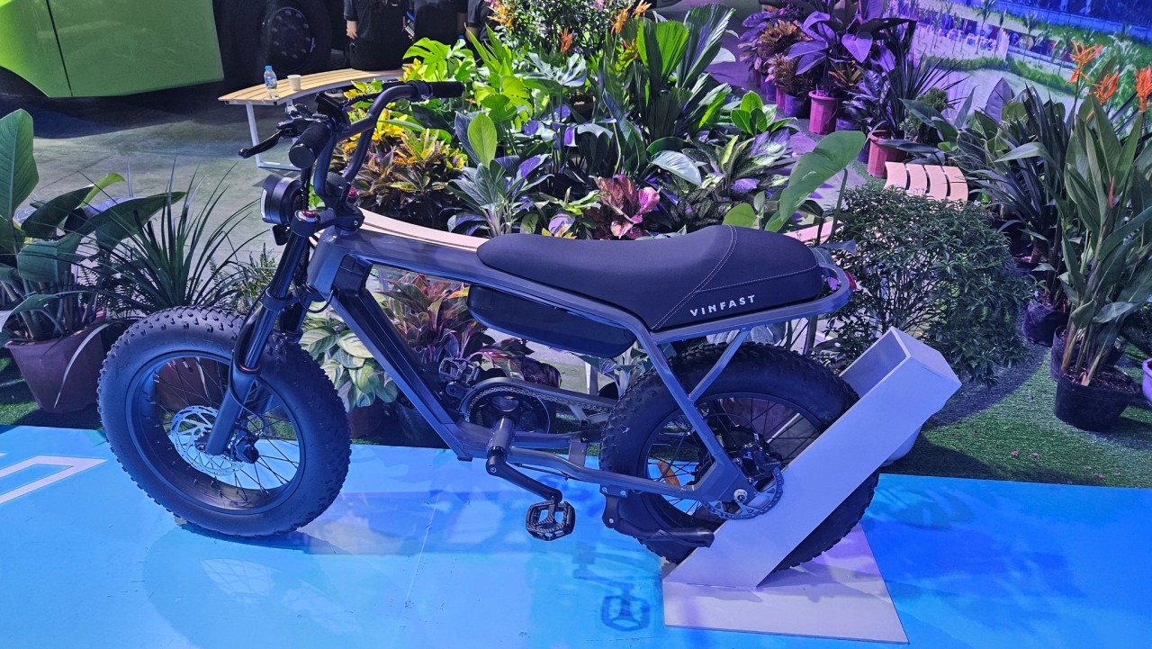 Chiêm ngưỡng xe đạp trợ lực điện VinFast vừa ra mắt với tốc độ 32 km/h, pin có thể tháo rời Chiêm ngưỡng xe đạp trợ lực điện VinFast vừa ra mắt với tốc độ 32 km/h, pin có thể tháo rời