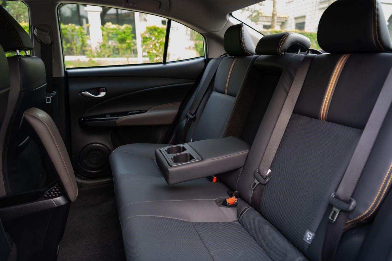 Toyota Corolla Cross, Vios làm khó đối thủ bằng ưu đãi Corolla Cross