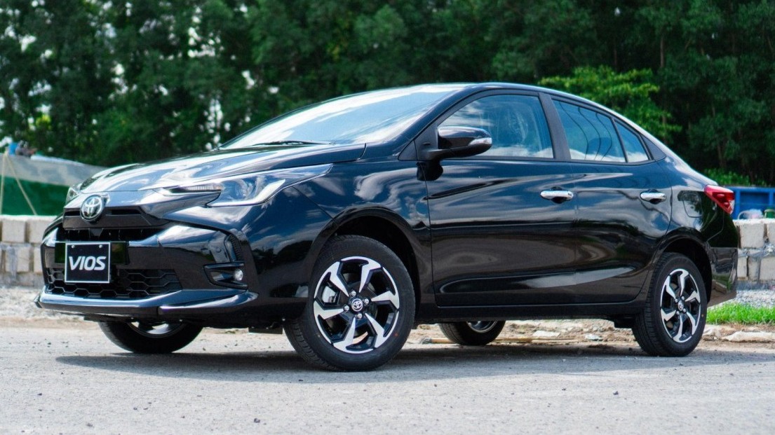 Toyota Corolla Cross, Vios làm khó đối thủ bằng ưu đãi "khủng"