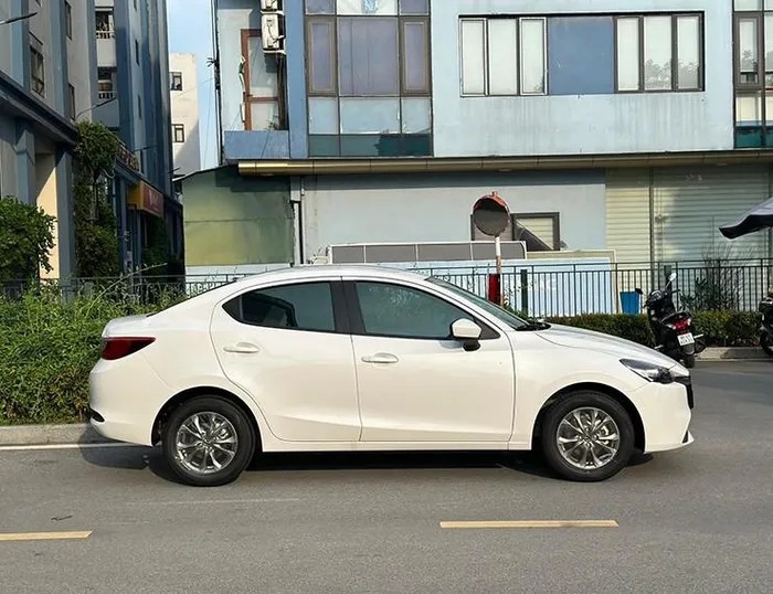 Lộ trang bị mới của Mazda 2 2023 bản tiêu chuẩn sắp ra mắt tại Việt Nam Lộ trang bị mới của Mazda 2 2023 bản tiêu chuẩn sắp ra mắt tại Việt Nam