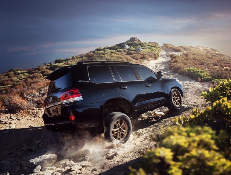 Toyota Land Cruiser phiên bản 2021 chính thức trình làng toyota land cruiser phien ban 2021 chinh thuc trinh lang