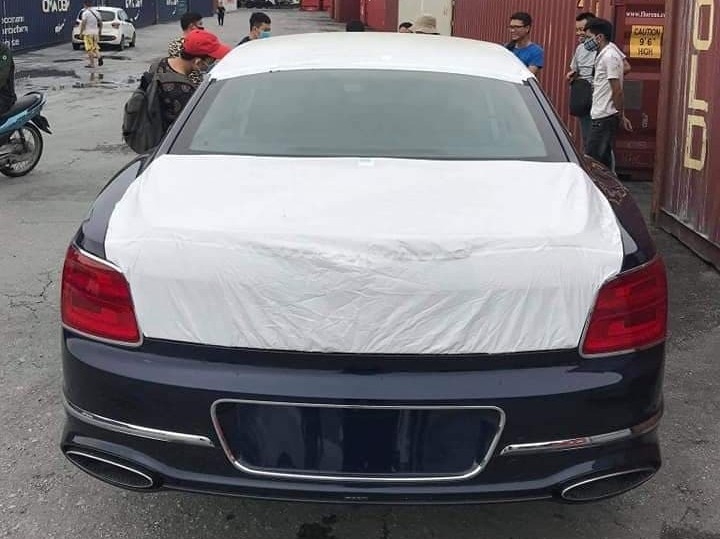 Bentley Flying Spur First Edition 2020 hơn 30 tỷ về Việt Nam bentley flying spur first edition 2020 hon 30 ty ve viet nam