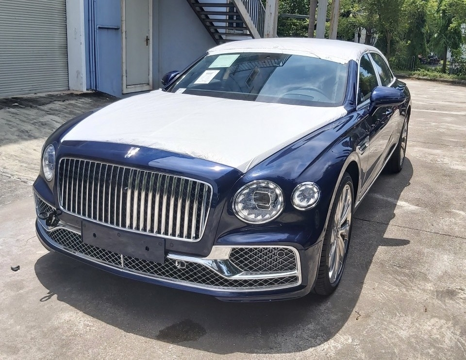 Bentley Flying Spur First Edition 2020 hơn 30 tỷ về Việt Nam bentley flying spur first edition 2020 hon 30 ty ve viet nam