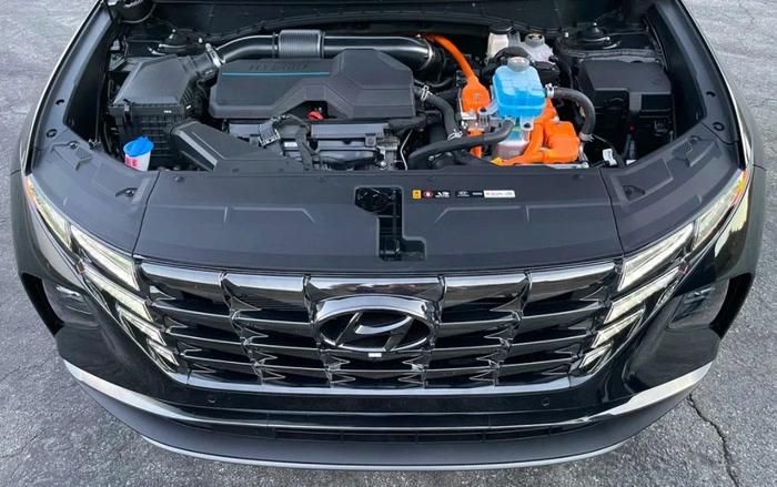 Hyundai Tucson phiên bản chạy điện mạnh nhất ra mắt Hyundai Tucson phiên bản chạy điện mạnh nhất ra mắt