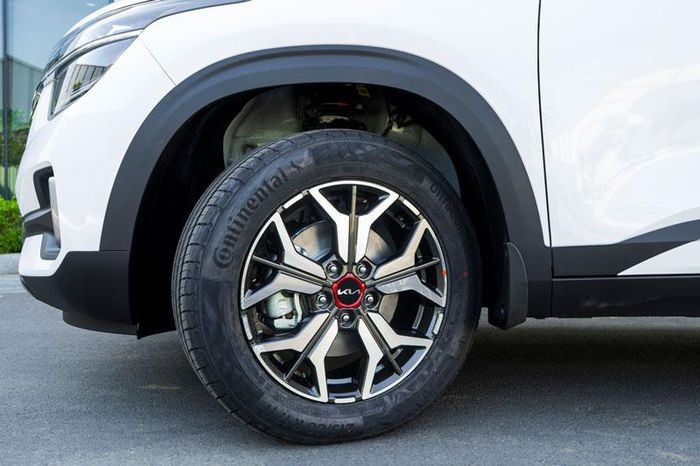 Kia Seltos 2021 bản nâng cấp vừa ra mắt Việt Nam có giá từ 615 triệu đồng Kia Seltos 2021 bản nâng cấp vừa ra mắt Việt Nam có giá từ 615 triệu đồng