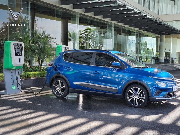 Xe điện VinFast VF e34 chính thức lộ diện