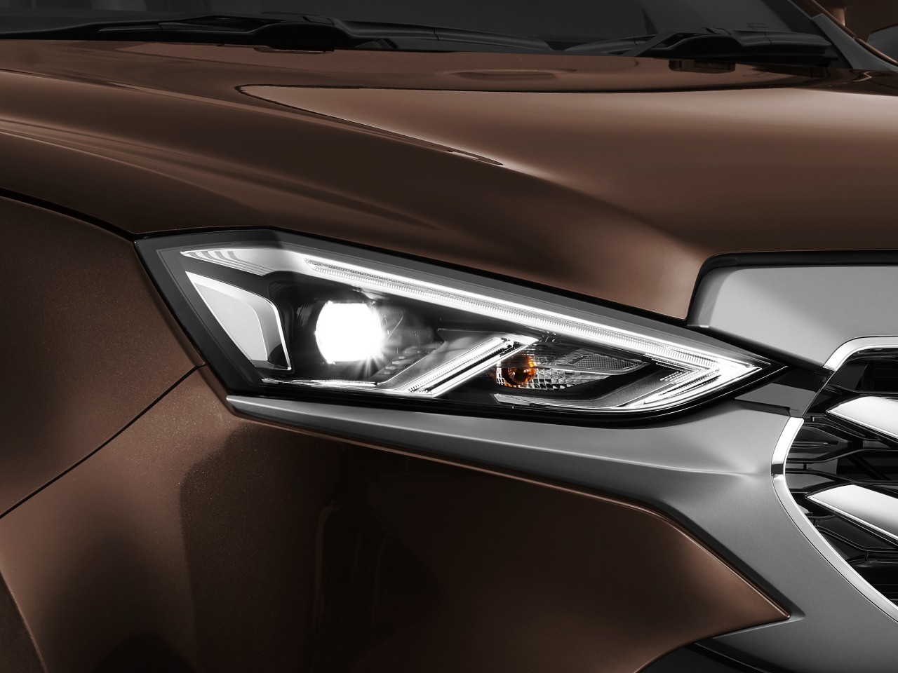 All New mu-X: chiếc SUV đa dụng với màn lột xác “ngoạn mục” All New mu-X: chiếc SUV đa dụng với màn lột xác “ngoạn mục”