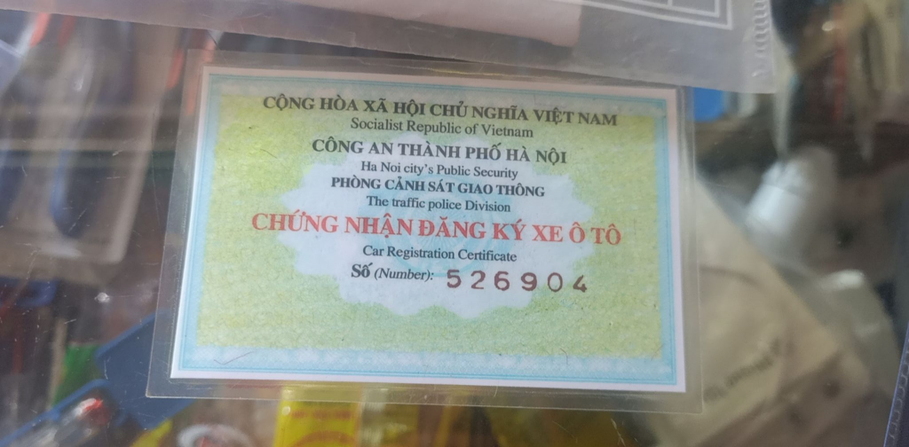 Mua xe cũ tại Salon, hai năm sau bất ngờ bị ngân hàng thu xe do dính thế chấp Mua xe cũ tại Salon, hai năm sau bất ngờ bị ngân hàng thu xe do dính thế chấp