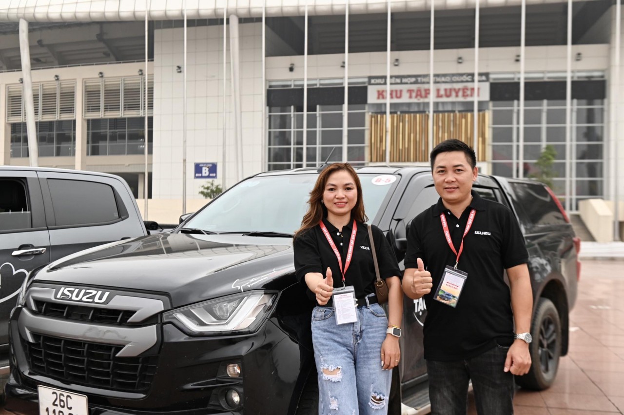 Dấu ấn Isuzu Caravan 2023 Dấu ấn Isuzu Caravan 2023