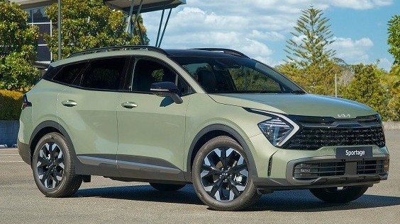 Rộ tin đồn Kia Sportage sắp về, fan Tucson rủ nhau “quay xe”