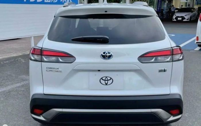 Toyota Corolla Cross nâng cấp lộ diện thiết kế khác lạ trước ngày ra mắt Toyota Corolla Cross nâng cấp lộ diện thiết kế khác lạ trước ngày ra mắt