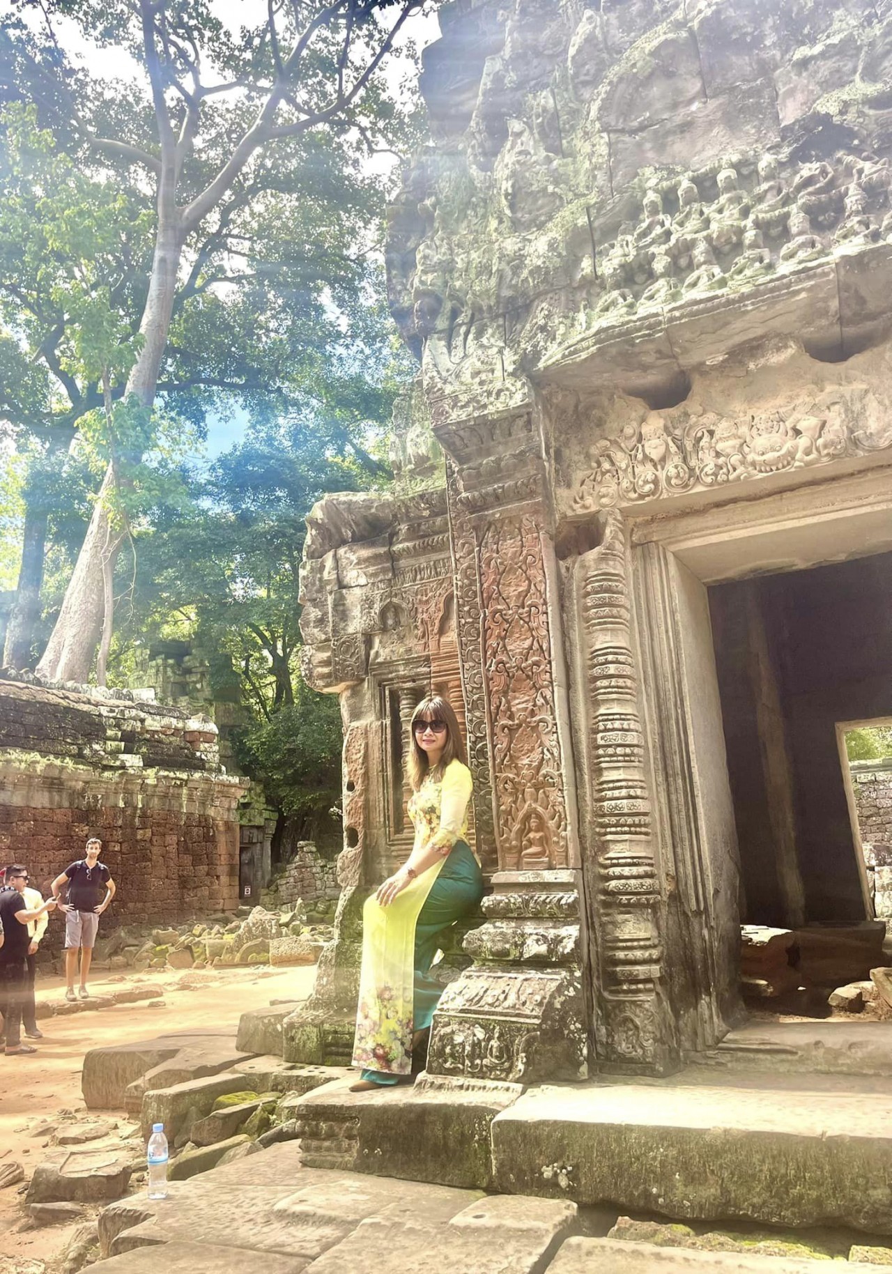 "Đi để thêm yêu đồng bào, dân tộc mình và yêu bờ cõi Tổ quốc Việt Nam" "Đi để thêm yêu đồng bào, dân tộc mình và yêu bờ cõi Tổ quốc Việt Nam"