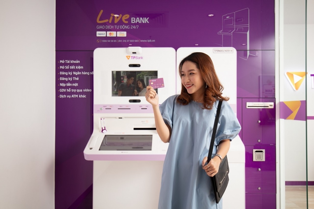 Trải nghiệm mở thẻ và thanh toán siêu nhanh lần đầu xuất hiện trên thị trường Trải nghiệm mở thẻ và thanh toán siêu nhanh lần đầu xuất hiện trên thị trường