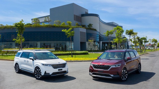 Lộ ảnh thực tế Kia Carnival 2022 tại Việt Nam trước ngày ra mắt Lộ ảnh thực tế Kia Carnival 2022 tại Việt Nam trước ngày ra mắt