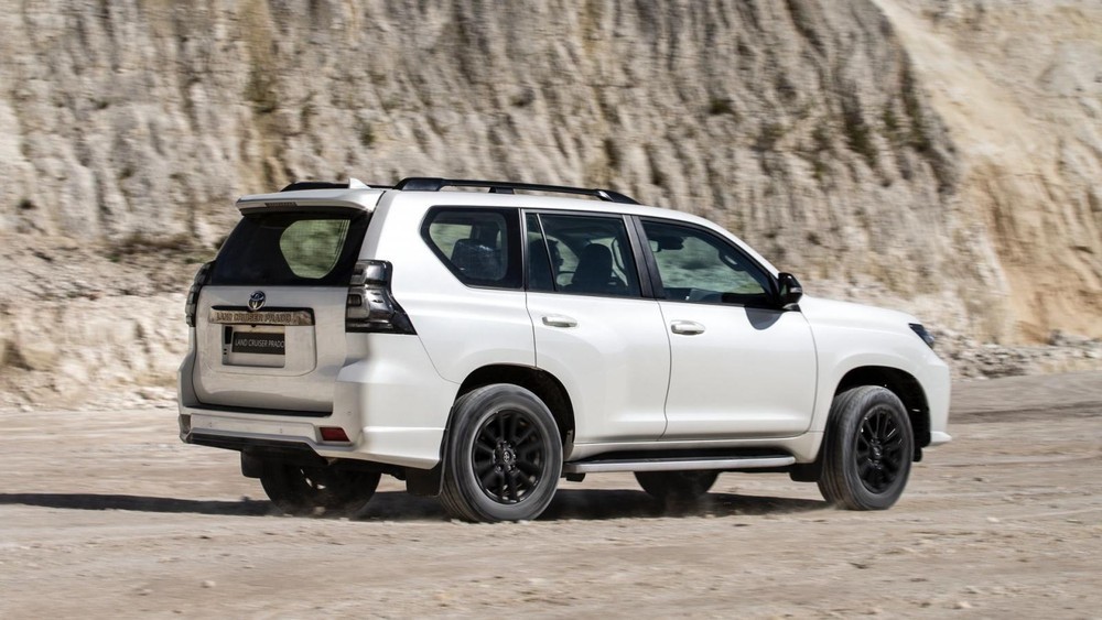 Toyota Land Cruiser Prado 2021 sắp ra mắt Việt Nam giá dự kiến tăng hơn 100 triệu đồng Toyota Land Cruiser Prado 2021 sắp ra mắt Việt Nam giá dự kiến tăng hơn 100 triệu đồng