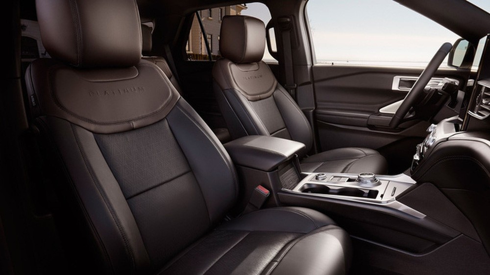 Đại lý thông báo Ford Explorer thế hệ mới sẽ về Việt Nam đầu năm sau
