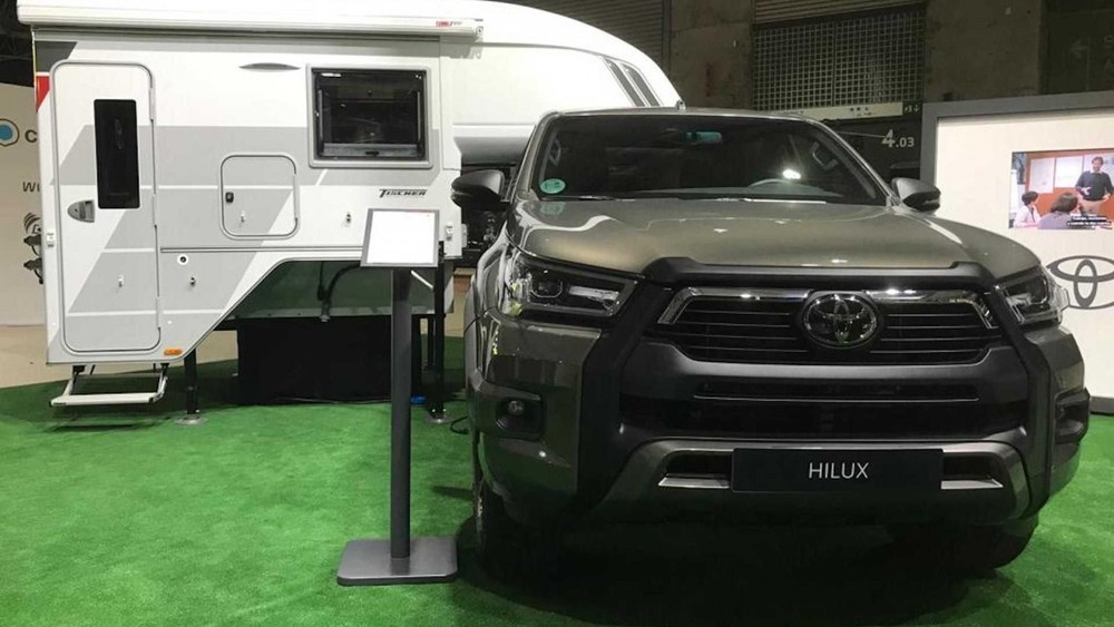 Proace Camper - xe cắm trại Toyota thực dụng, giá hợp lý Proace Camper - xe cắm trại Toyota thực dụng, giá hợp lý