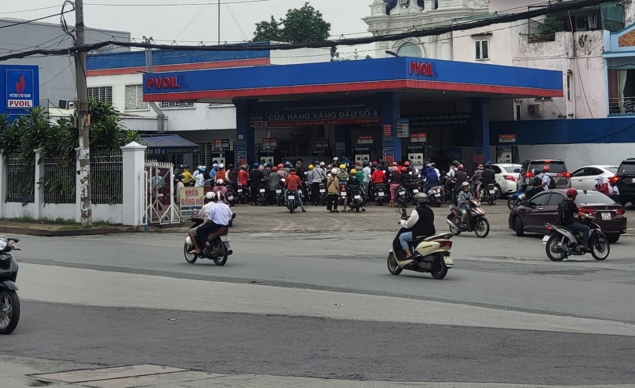 PVOIL nỗ lực đảm bảo nguồn cung xăng dầu PVOIL nỗ lực đảm bảo nguồn cung xăng dầu