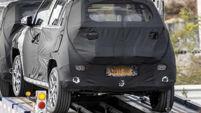 Hyundai triển khai chạy thử nghiệm crossover cực nhỏ với lốp mỏng Hyundai triển khai chạy thử nghiệm crossover cực nhỏ với lốp mỏng