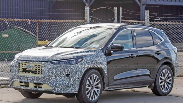 Ford Escape 2023 lộ diện trên đường chạy thử
