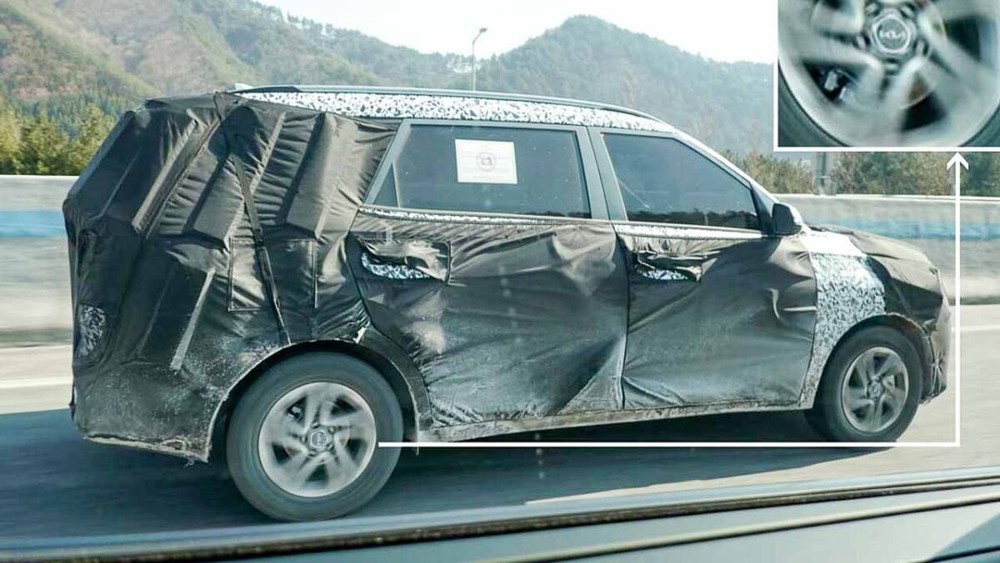 Kia Carens 2022 lên lịch ra mắt tháng sau, 'phả hơi nóng' vào Mitsubishi Xpander Kia Carens 2022 lên lịch ra mắt tháng sau, 'phả hơi nóng' vào Mitsubishi Xpander