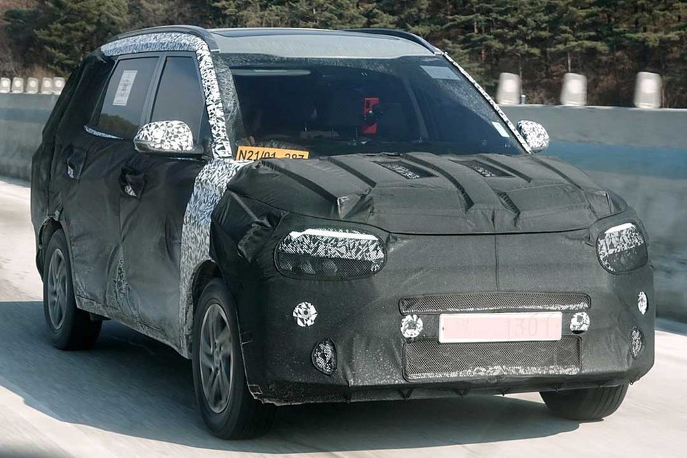 Kia Carens 2022 lên lịch ra mắt tháng sau, 'phả hơi nóng' vào Mitsubishi Xpander Kia Carens 2022 lên lịch ra mắt tháng sau, 'phả hơi nóng' vào Mitsubishi Xpander