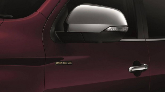 Mitsubishi Pajero Sport phiên bản đặc biệt kỷ niệm 60 năm ra mắt, giá từ 1 tỷ đồng Mitsubishi Pajero Sport phiên bản đặc biệt kỷ niệm 60 năm ra mắt, giá từ 1 tỷ đồng