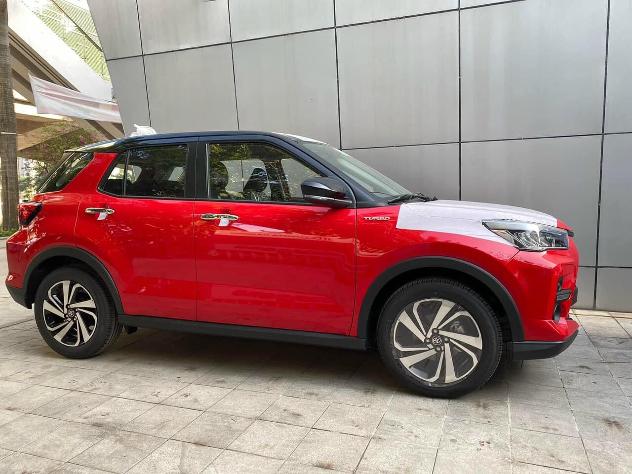 Toyota Raize đồng loạt về đại lý nhưng số lượng rất ít