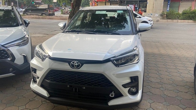 Toyota Raize đồng loạt về đại lý nhưng số lượng rất ít