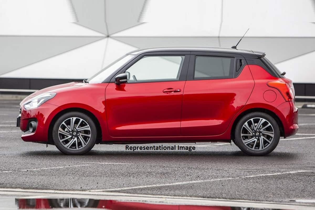 Suzuki sắp tung ra mẫu Swift phiên bản Cross đô thị cỡ nhỏ? Suzuki sắp tung ra mẫu Swift phiên bản Cross đô thị cỡ nhỏ?
