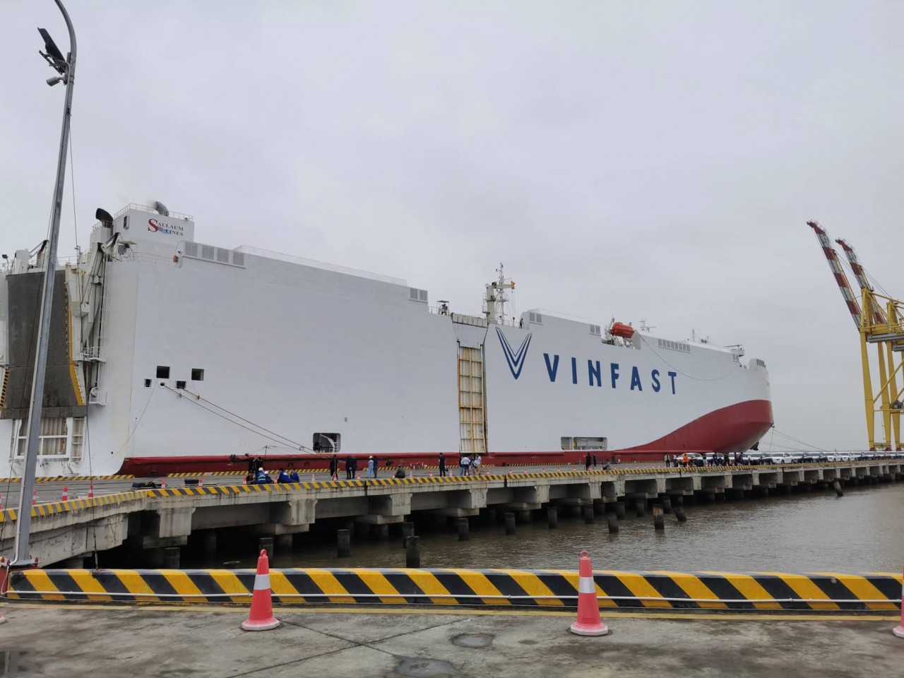 999 chiếc ô tô điện VinFast VF 8 chính thức lên đường sang Mỹ 999 chiếc ô tô điện VinFast VF 8 chính thức lên đường sang Mỹ