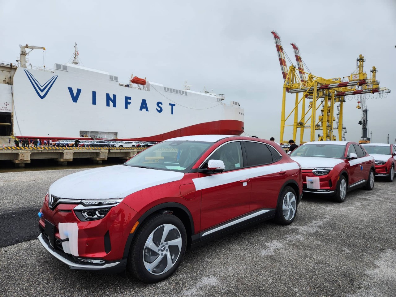 999 chiếc ô tô điện VinFast VF 8 chính thức lên đường sang Mỹ 999 chiếc ô tô điện VinFast VF 8 chính thức lên đường sang Mỹ
