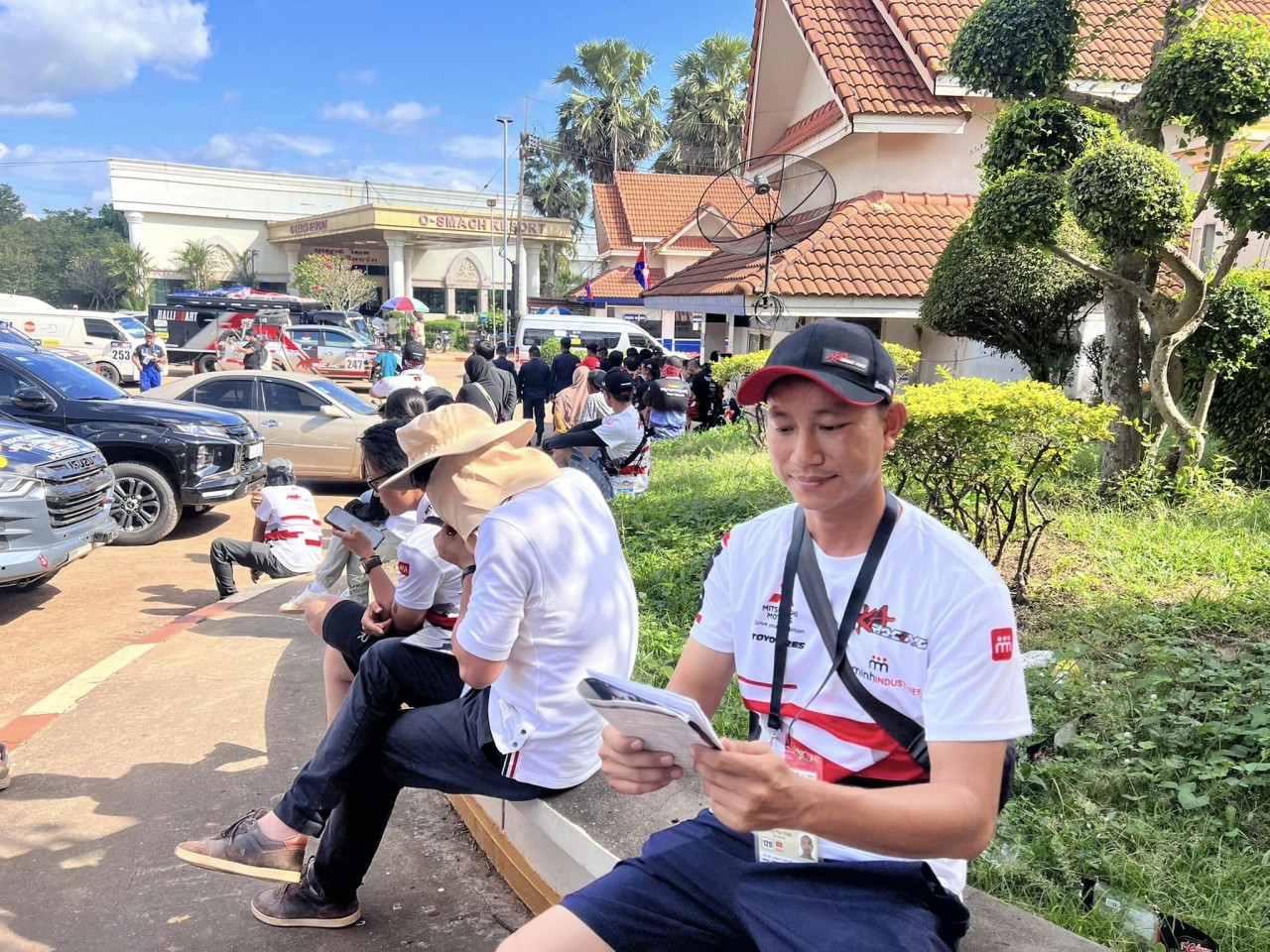 Tay đua AKA Racing: 'Thi AXCR áp lực, nhưng cũng rất hạnh phúc!' Tay đua AKA Racing: 'Thi AXCR áp lực, nhưng cũng rất hạnh phúc!'