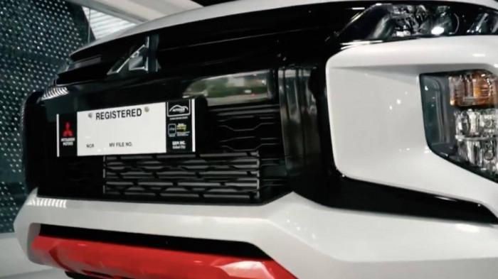 Mitsubishi Triton phiên bản đặc biệt giá 584 triệu đồng ra mắt