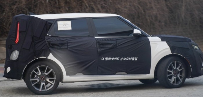 Kia Soul bản nâng cấp chạy thử, đầu xe giống Kia K3 mới
