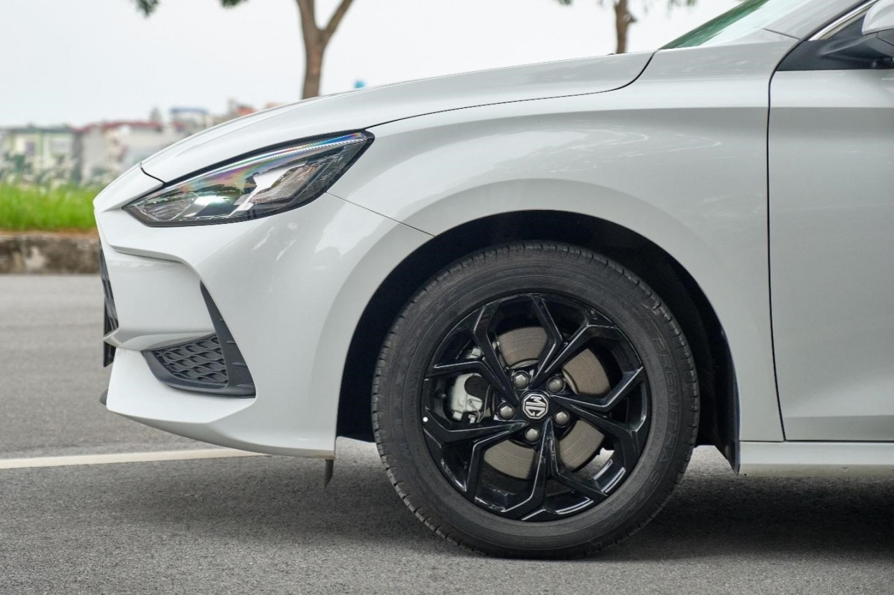 Đánh giá MG5 STD: chiếc sedan lý tưởng Đánh giá MG5 STD: chiếc sedan lý tưởng