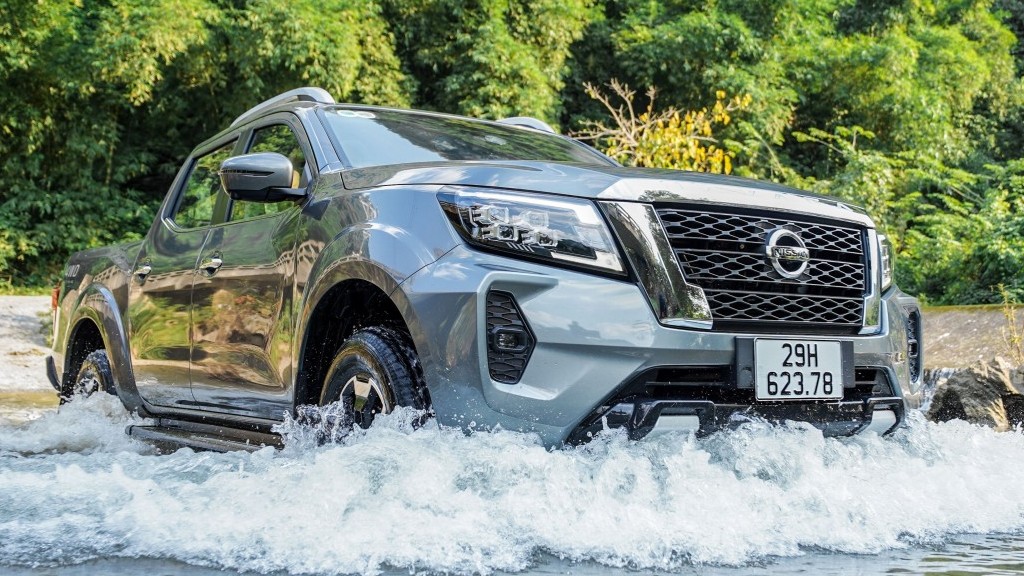 Chinh phục đồi Hích, thác Hiêu cùng Nissan Navara 2022