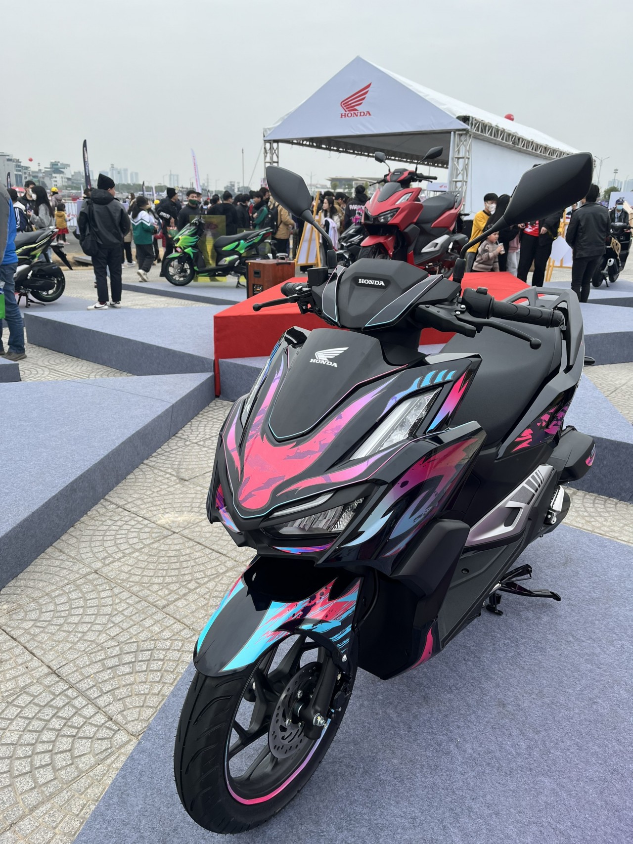 Vario 160 mới ra mắt xuất hiện tại Honda Thanks Day Vario 160 mới ra mắt xuất hiện tại Honda Thanks Day