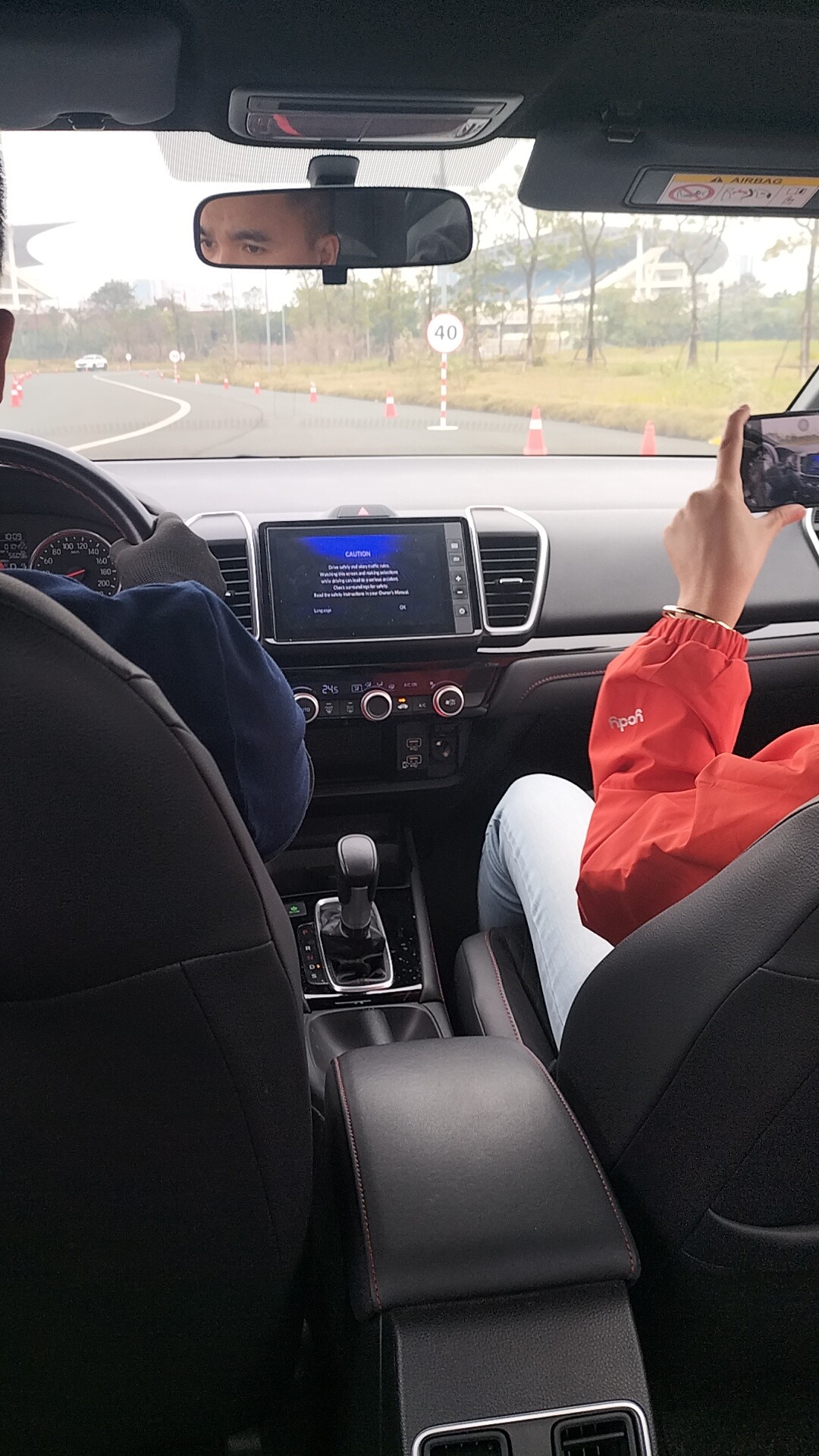 Khách hàng thích thú trải nghiệm các mẫu xe Honda tại Honda Thanks Day Khách hàng thích thú trải nghiệm các mẫu xe Honda tại Honda Thanks Day
