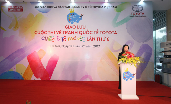 giao luu huong ung cuoc thi ve tranh quoc te quotchiec o to mo uocquot cua toyota